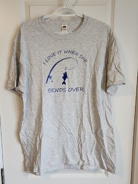 Fruit of the Loom Men’s Heather Gray Graphic Tee - Fishing Design